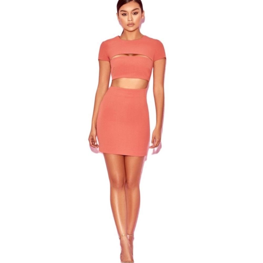 House Of CB Violeta Mini Dress NWT Cut Out Short Sleeve Salmon Color Size Large
